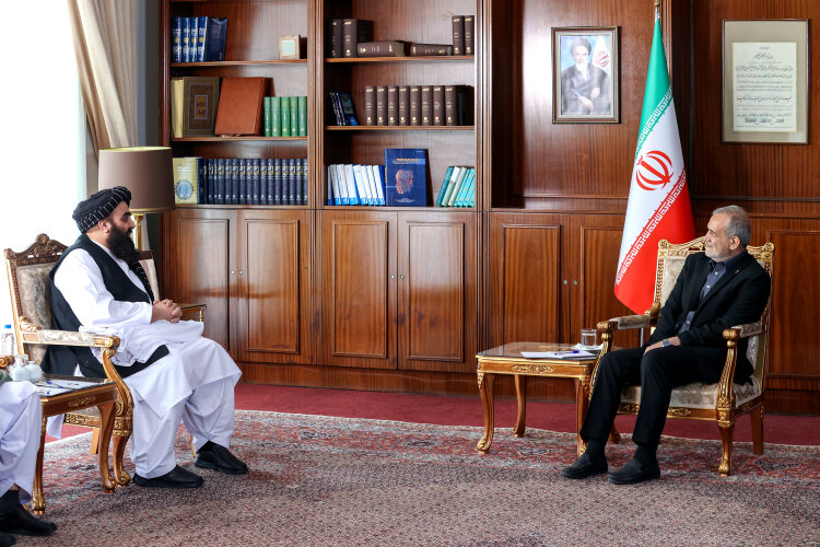 Iran, Afghanistan seek stronger ties amid regional cooperation efforts