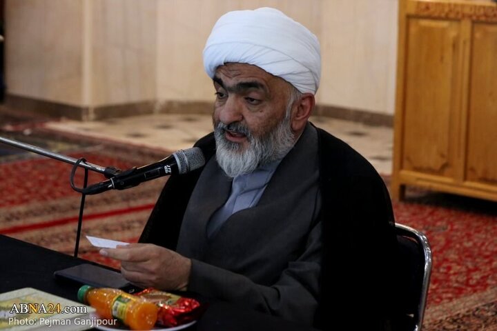 Photos: Memorial ceremony of late Hujjat al-Islam Naqdeh Dozan held in Isfahan