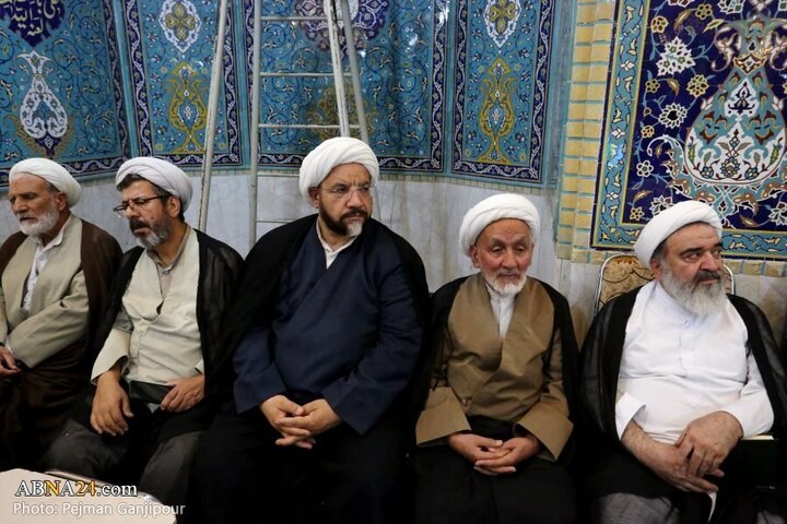 Photos: Memorial ceremony of late Hujjat al-Islam Naqdeh Dozan held in Isfahan