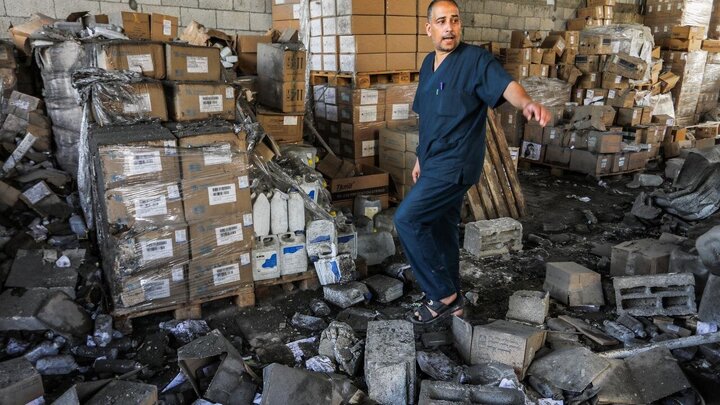 Photos: Zionist military attack on Nasser Hospital in Khan Yunis