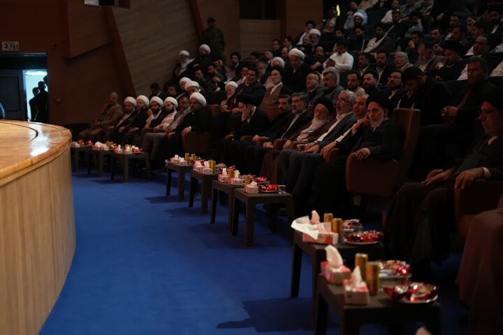 إقامة أمسية تأبينية بمناسبة الذكرى السنوية لاستشهاد السيد إبراهيم رئيسي في النجف الأشرف