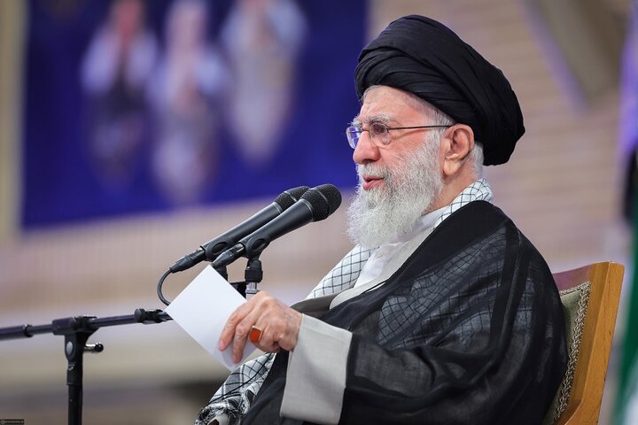 مراسم بزرگداشت شهید رئیسی با حضور رهبر انقلاب