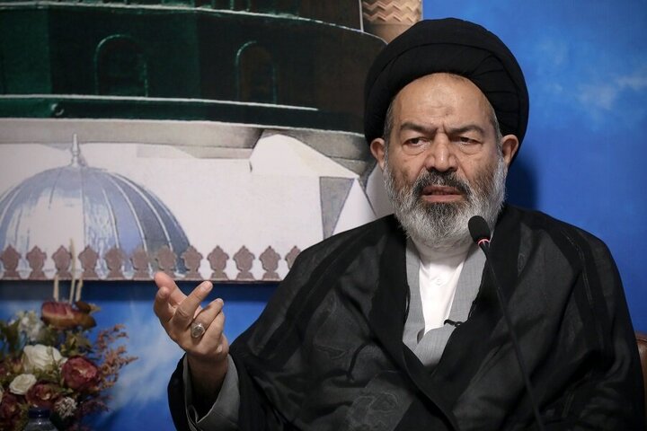 Photos: Members of Nour Quranic convoy meet with Supreme Leader's representative for Hajj and Pilgrimage Affairs