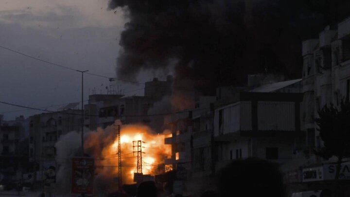 Photos: Israeli warplanes attack southern Lebanon