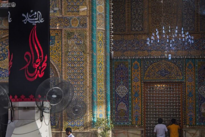 عکس خبری | سیاه‌پوش شدن صحن و سرای علوی به مناسبت سالروز شهادت جوادالائمه(ع)