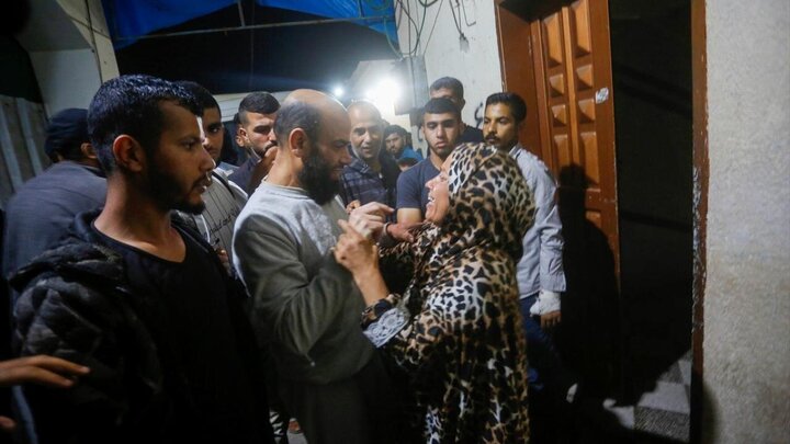 Photos: 10 Palestinian prisoners released from Israeli prisons