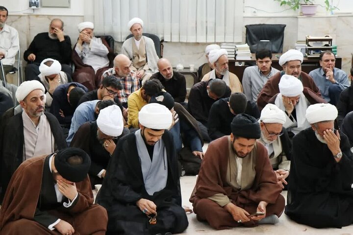 مراسم سوگواری سالروز شهادت امام جواد(ع) در دفتر آیت‌الله نوری همدانی