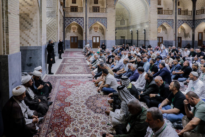 تشرف موکب داران سامرا به حرم مطهر رضوی