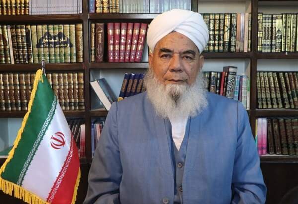 Sunni cleric: Congregation of Islamic Ummah for Hajj boosts Islamic unity