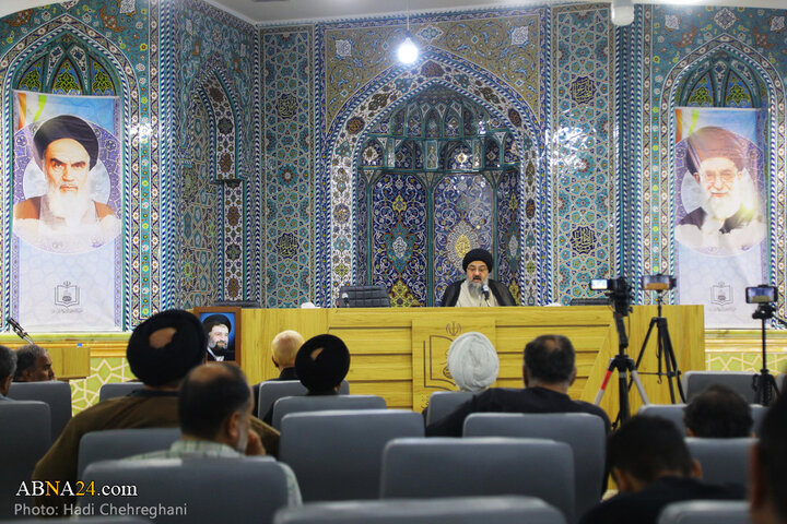 نشست علمی «امام خمینی (س)، حوزه پیشرو و سرآمد و بایسته های فقه کارآمد»