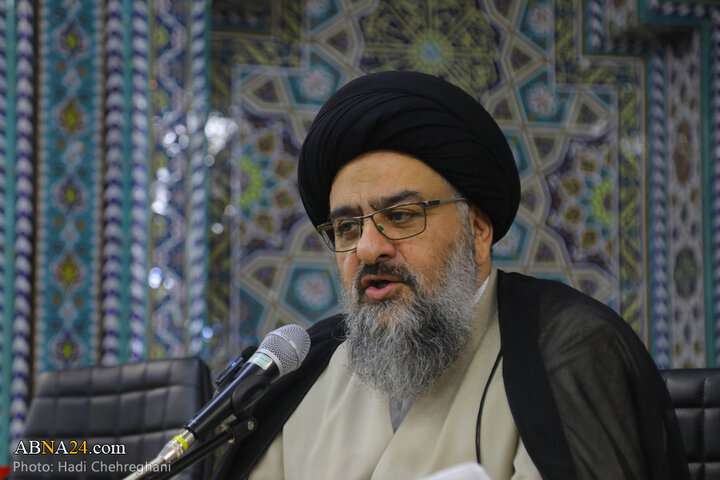 نشست علمی «امام خمینی (س)، حوزه پیشرو و سرآمد و بایسته های فقه کارآمد»