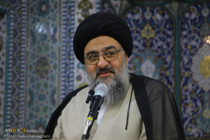 نشست علمی «امام خمینی (س)، حوزه پیشرو و سرآمد و بایسته های فقه کارآمد»