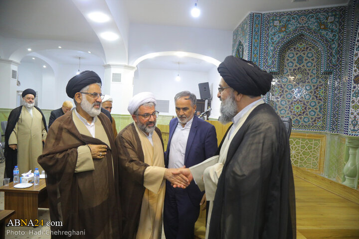 نشست علمی «امام خمینی (س)، حوزه پیشرو و سرآمد و بایسته های فقه کارآمد»