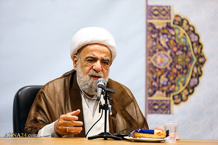 همایش «امام خمینی، جبهه مقاومت و نظام سلطه» در شهر قم