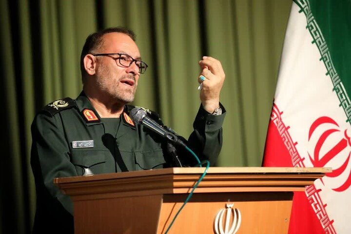فرمانده سپاه آذربایجان غربی: طلاب، افسران خط مقدم جهاد تبیین هستند/ حوزه باید همچون دفاع مقدس، پیشتاز باشد