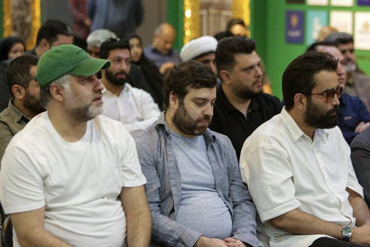 Photos: Crystal Simorgh for Best Film at Fajr Festival donated to Astan Quds Razavi