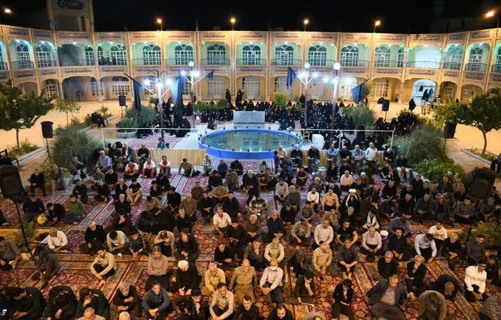 تصاویر|  مراسم سوگواری شب شهادت حضرت امام محمد باقر(ع) در شهرستان آباده