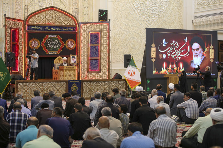تصاویر| مراسم بزرگداشت حضرت امام خمینی(ره) در سومین حرم اهل بیت(ع)