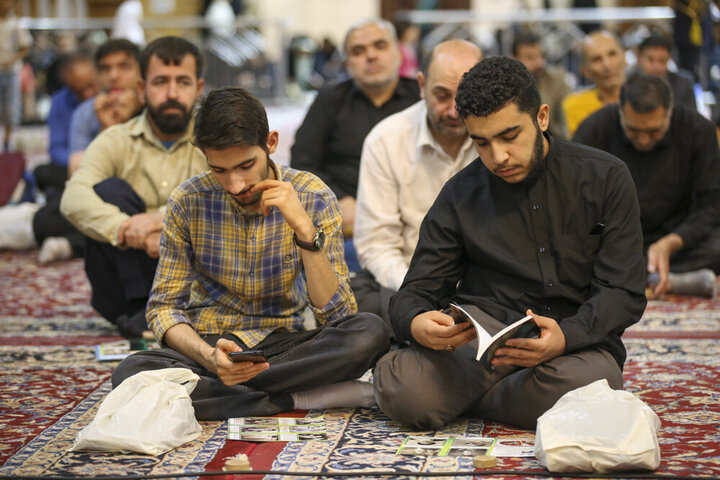 Photos: Commemoration ceremony of Imam Khomeini (RA) held at Shahecheragh holy shrine