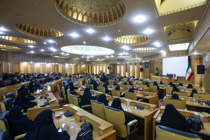 Photos: Astan Quds Razavi holds scholarly session on media activism