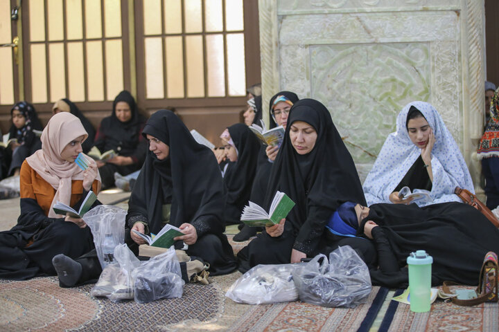 تصاویر| برگزاری دعای عرفه شیراز