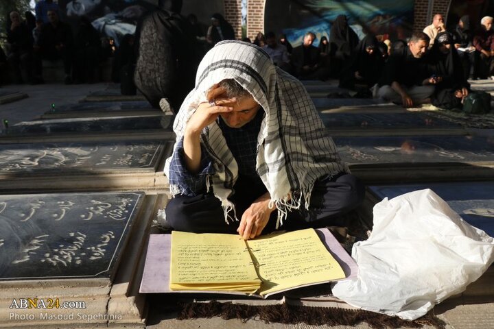 مراسم دعای عرفه در گلزار شهدای تبریز