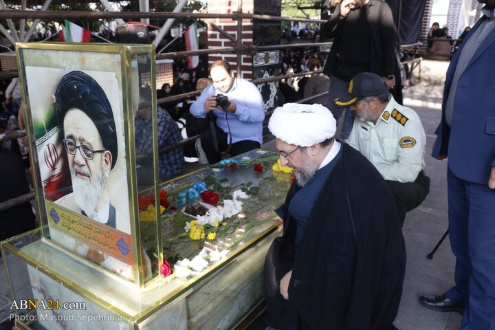 مراسم دعای عرفه در گلزار شهدای تبریز