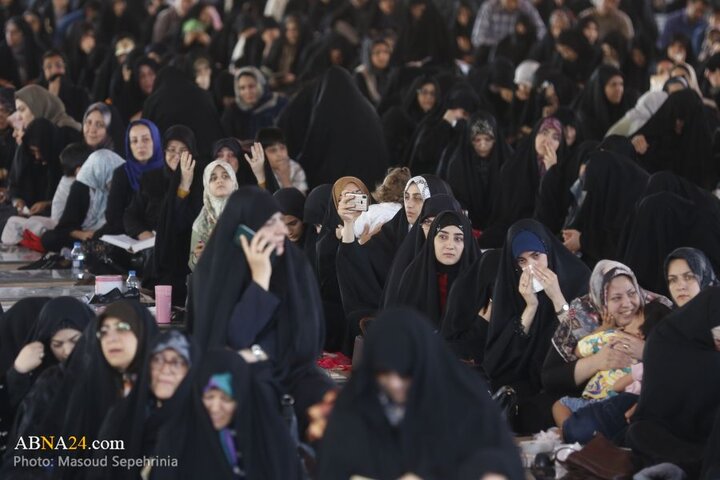 مراسم دعای عرفه در گلزار شهدای تبریز