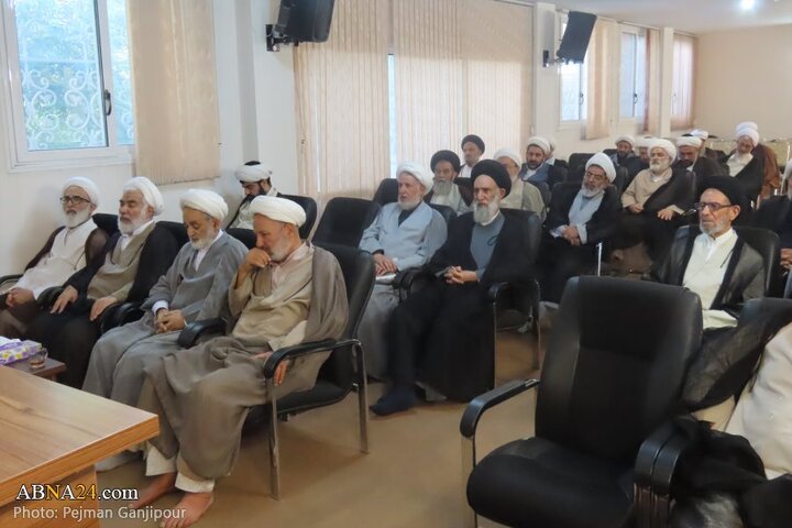 مراسم گرامیداشت حماسه ۱۵ خرداد در بسیج اساتید حوزه علمیه استان اصفهان