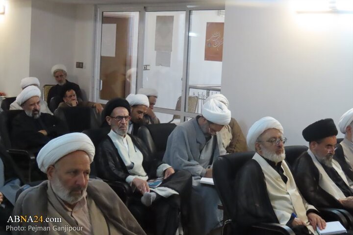 مراسم گرامیداشت حماسه ۱۵ خرداد در بسیج اساتید حوزه علمیه استان اصفهان