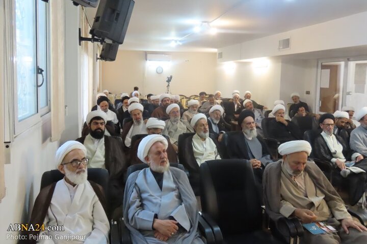 مراسم گرامیداشت حماسه ۱۵ خرداد در بسیج اساتید حوزه علمیه استان اصفهان