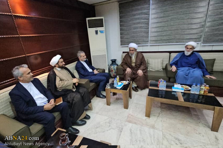 بازدید آیت الله رمضانی از مسئولان مجتمع حضرت زهرا(س) ساحل عاج