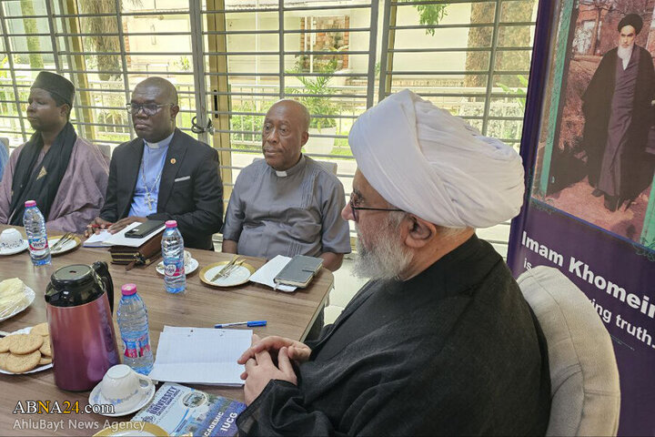 Photos: Ayatollah Ramazani attends Interfaith Dialogue meeting held in Ghana