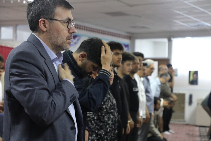 Photos: Eid al-Adha prayers performed at Kawsar Cultural Center, Istanbul, Türkiye