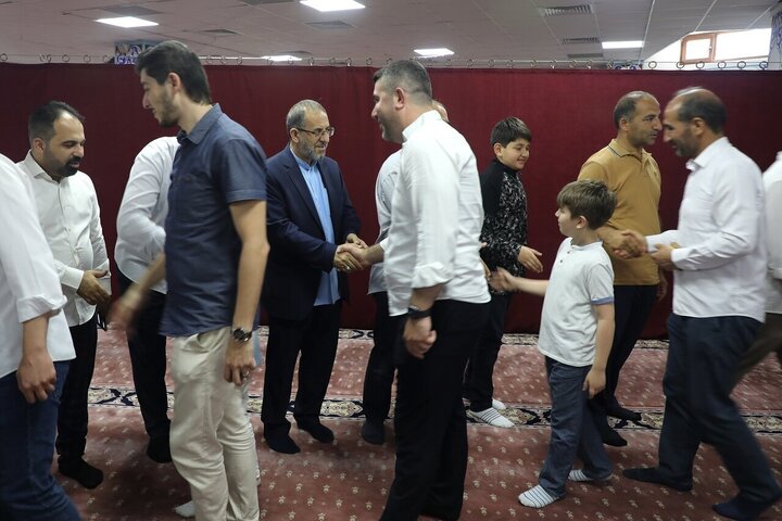 Photos: Eid al-Adha prayers performed at Kawsar Cultural Center, Istanbul, Türkiye