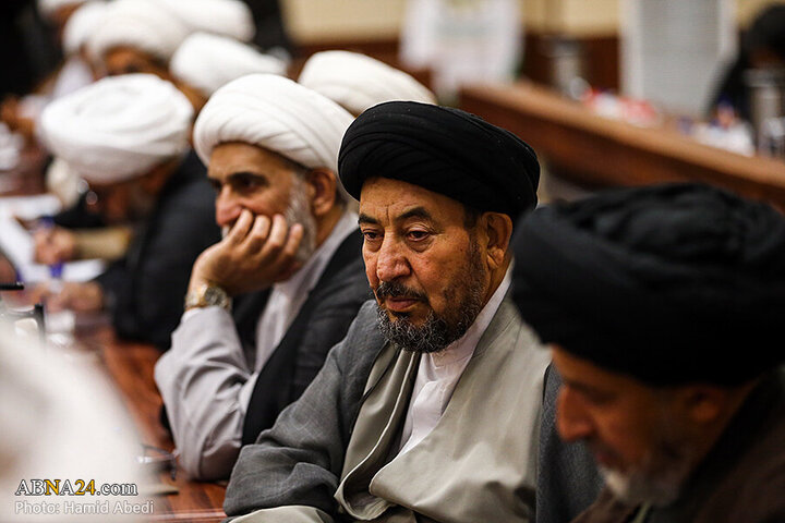 Photos: Group of Iraqi missionaries in Qom meet with Ayatollah Ramazani