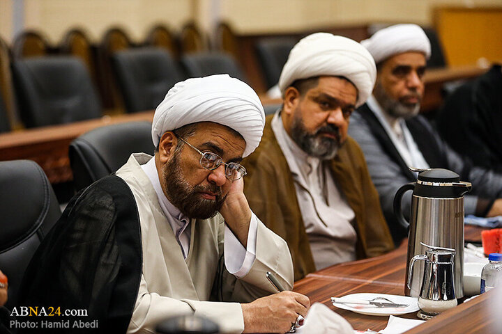 Photos: Group of Iraqi missionaries in Qom meet with Ayatollah Ramazani