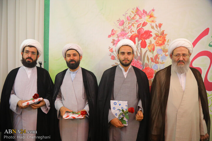 مراسم جشن و عمامه گذاری طلاب در شب میلاد امام هادی(ع) در شهر قم