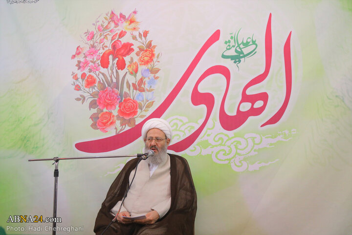 مراسم جشن و عمامه گذاری طلاب در شب میلاد امام هادی(ع) در شهر قم
