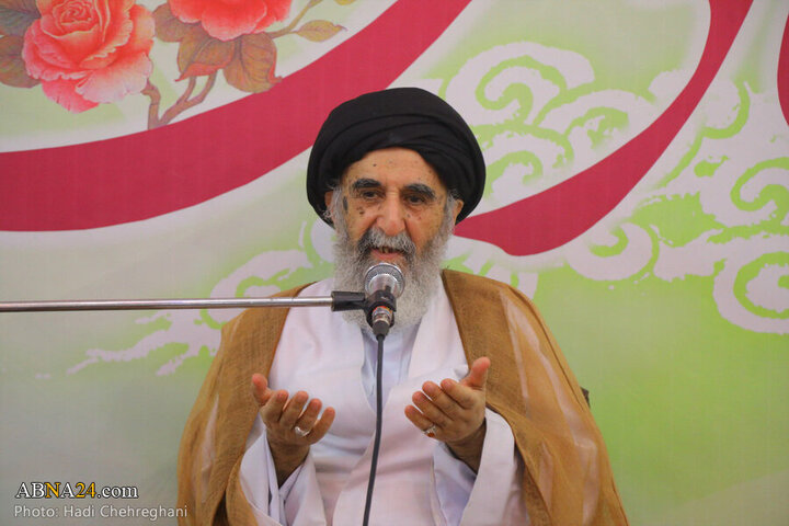 Photos: Imam Hadi birth anniversary, turban-wearing ceremony held in Qom