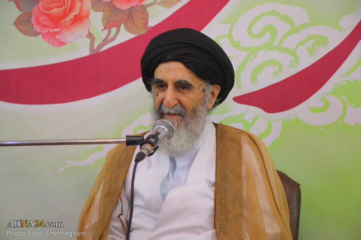 Photos: Imam Hadi birth anniversary, turban-wearing ceremony held in Qom