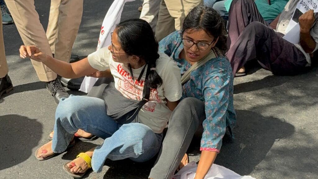 Video: Seizure of Madleen: Delhi police detain students, activists protesting outside Israeli Embassy