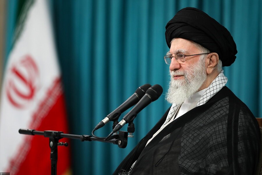 دومین پیام تلویزیونی رهبر انقلاب خطاب به ملت ایران تا دقایقی دیگر/ تمجید از رفتار متین، شجاعانه و وقت‌شناسانه ملت ایران در مقابل دشمن صهیونی