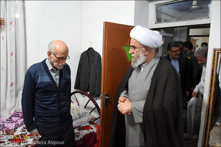 گزارش تصویری | دیدار آیت الله رمضانی با خانواده شهید سادات سید حسین موسوی