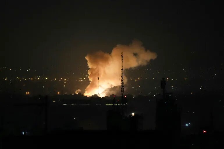 حمله هوایی بی‌سابقه اسرائیل به تهران/ انفجارهای مهیب در پایتخت ایران