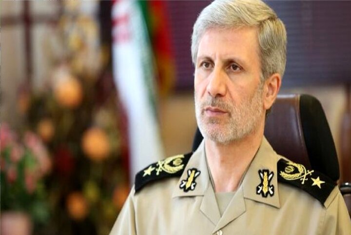 فرمانده‌ کل ارتش: دشمن شکست بزرگی خورد