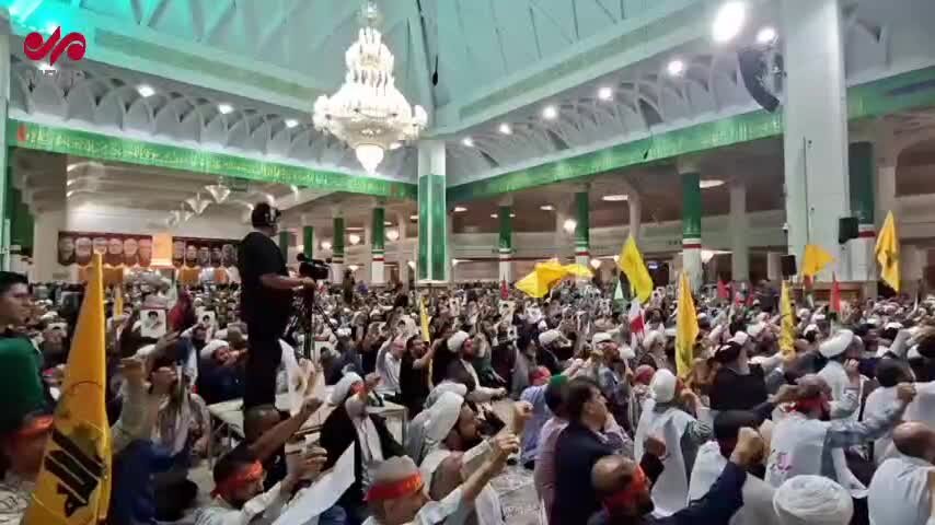 اجتماع «فدائیان ولایت، مدافعان وطن» در حرم حضرت معصومه(س) + ویدیو