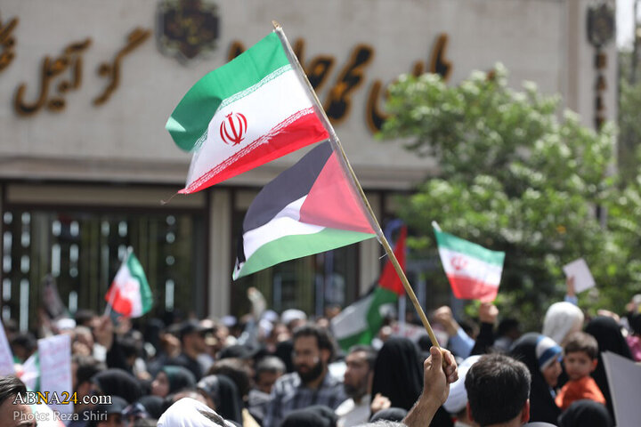Photos: Funeral ceremony of 5 martyrs of Zionist regime's attacks on "Wrath and Victory" rally in Qom - 2