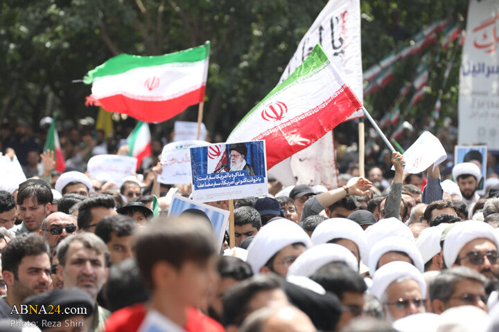Photos: Funeral ceremony of 5 martyrs of Zionist regime's attacks on "Wrath and Victory" rally in Qom - 2