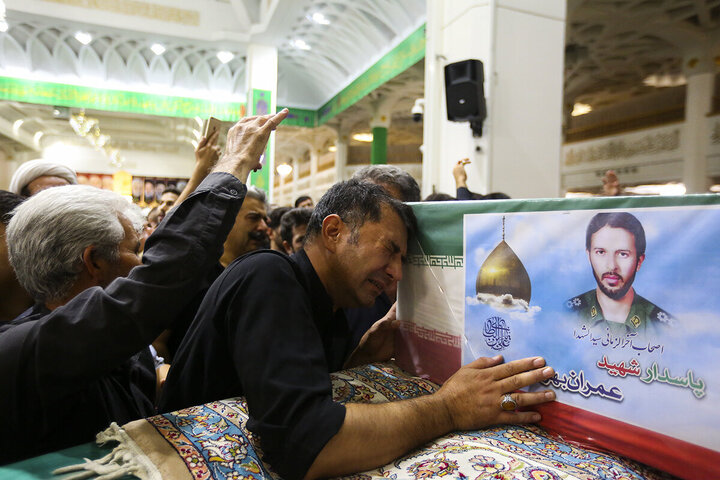 Photos: People of Qom bid farewell to martyrs of Zionist regime's attacks